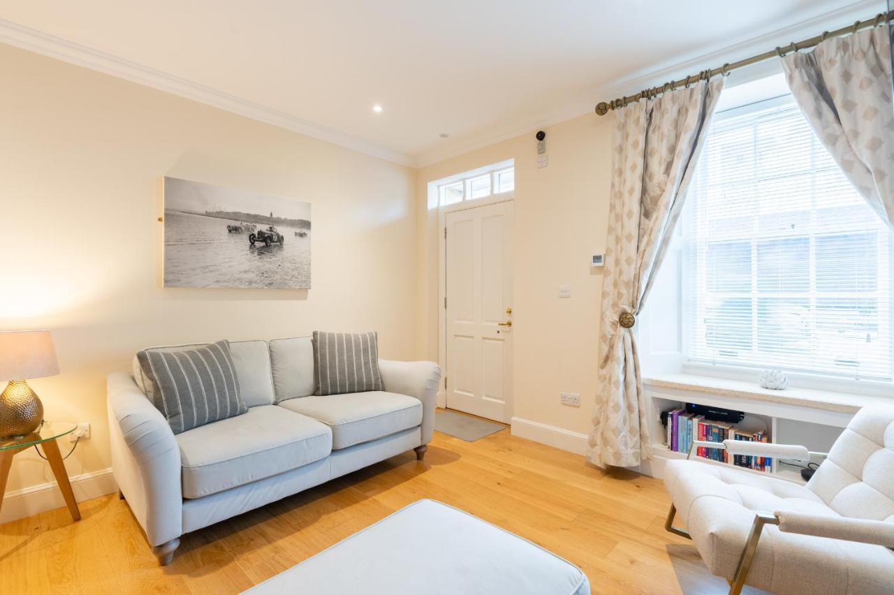 138 North Street - Luxury 2 Bed 2 Bath With Secret Garden, Summerhouse, Putting Green St Andrews Buitenkant foto